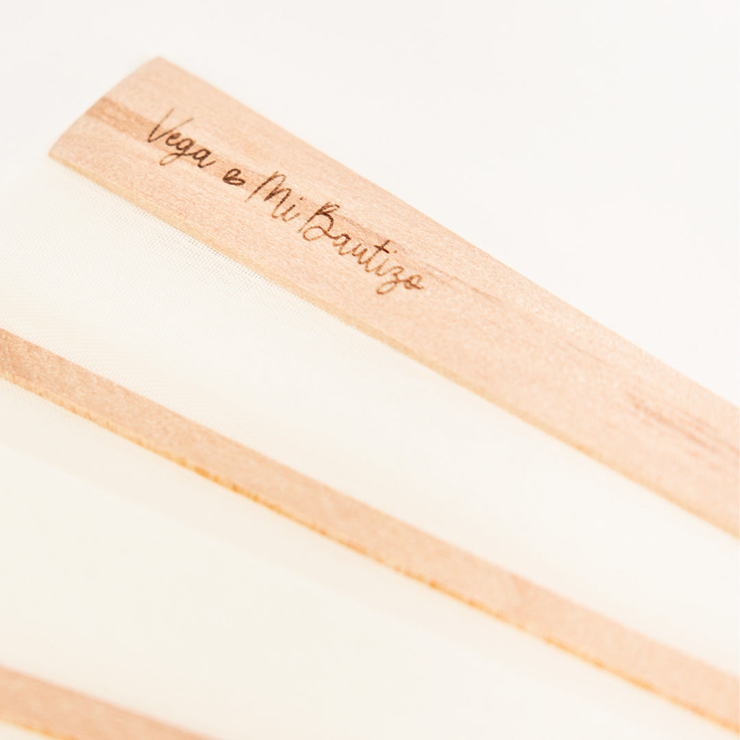 Abanico de Madera para Invitados de Bautizo