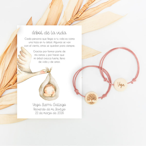 Pulsera con tarjeta árbol de la vida para invitados de bautizo de la colección cigüeña. 
