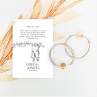 pulsera con tarjeta árbol de la vida para invitados de boda de la colección Susurros
