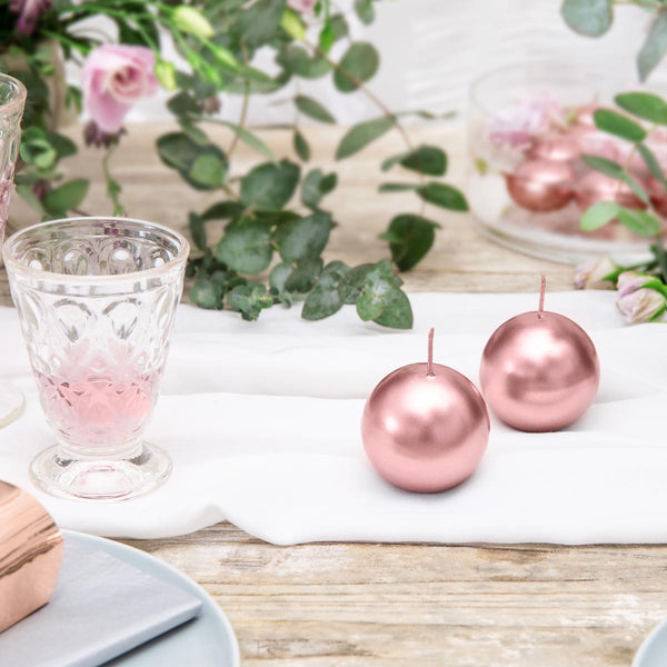 Ejemplo de decoración con camino de mesa de muselina en color crema claro. Perfecto para mesa dulce o mesa de invitados.