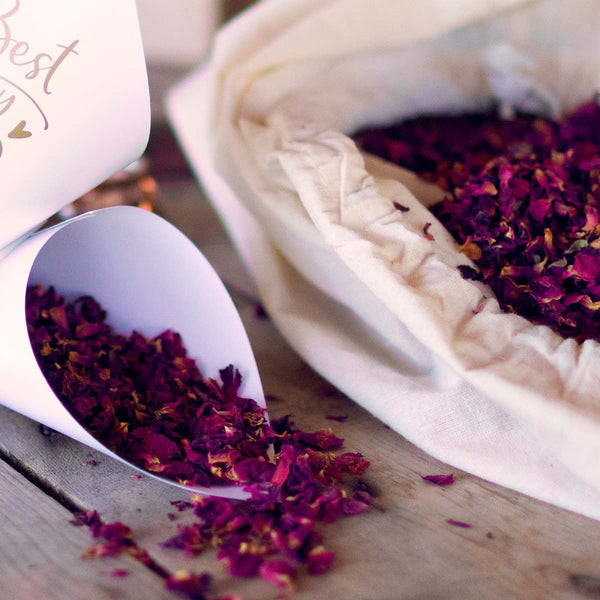 Confeti natural de pétalos de rosa secos en mezcla de colores. Pack de 400 g para bodas.