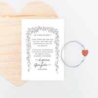 pulsera con tarjeta corazón para invitados de boda de la colección Bosque Secreto