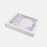 Packaging del Diario de Nuestra Boda, wedding planner de 256 páginas con bolígrafo, tapa dura. 