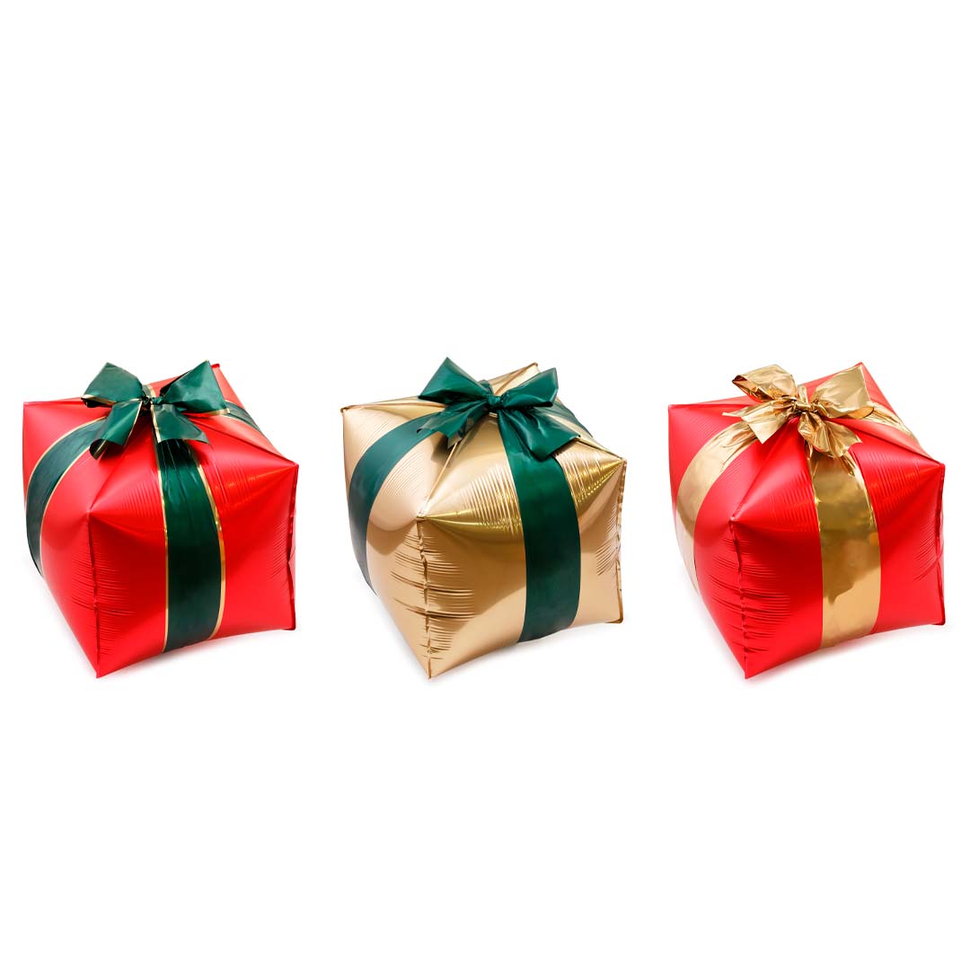 Detalle del set de 3 globos con forma de regalo de Navidad, rojo, dorado y verde con lazo, 36 cm