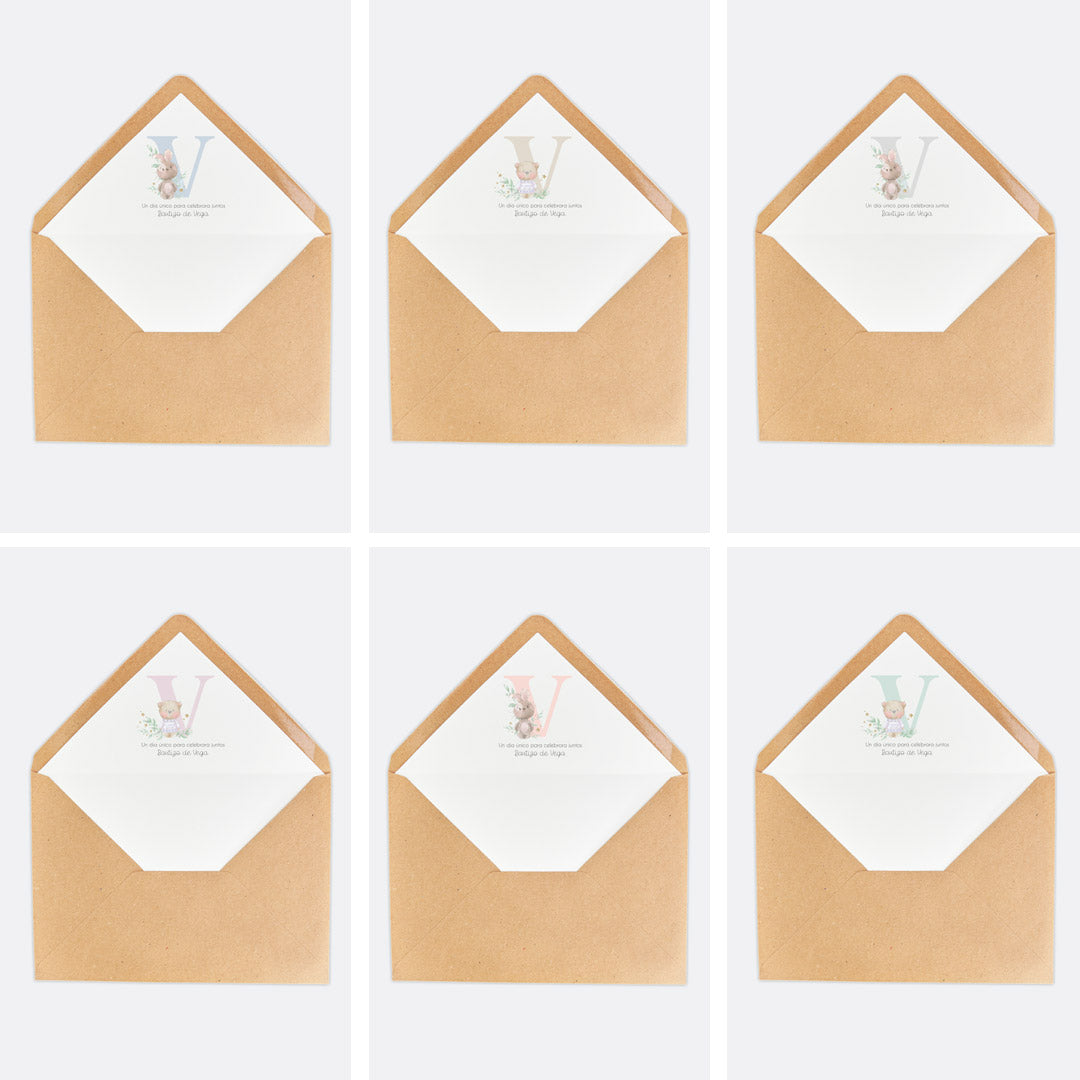 opciones de color para el sobre personalizado de la invitación para bautizo de la colección inicial