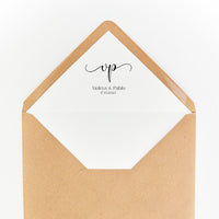 Sobre kraft personalizado de la invitación de boda colección eterna. 