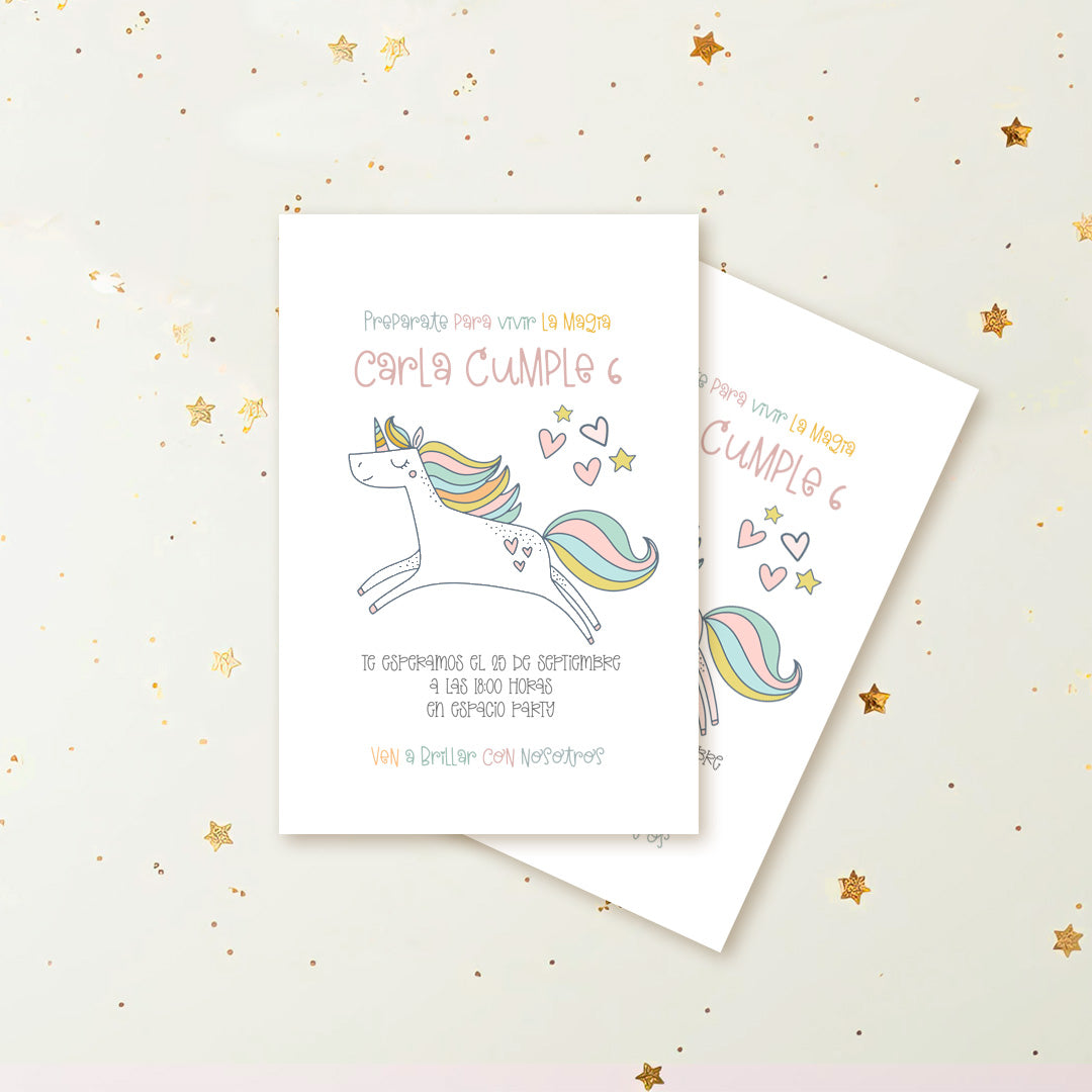 Invitación de cumpleaños personalizada temática unicornio en tonos pastel con arcoíris y corazones, nombre y edad de la niña