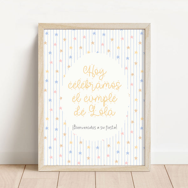 Lámina de bienvenida personalizada temática nubes y estrellas de 30x40 cm con estrellitas pastel para decorar cumpleaños infantil