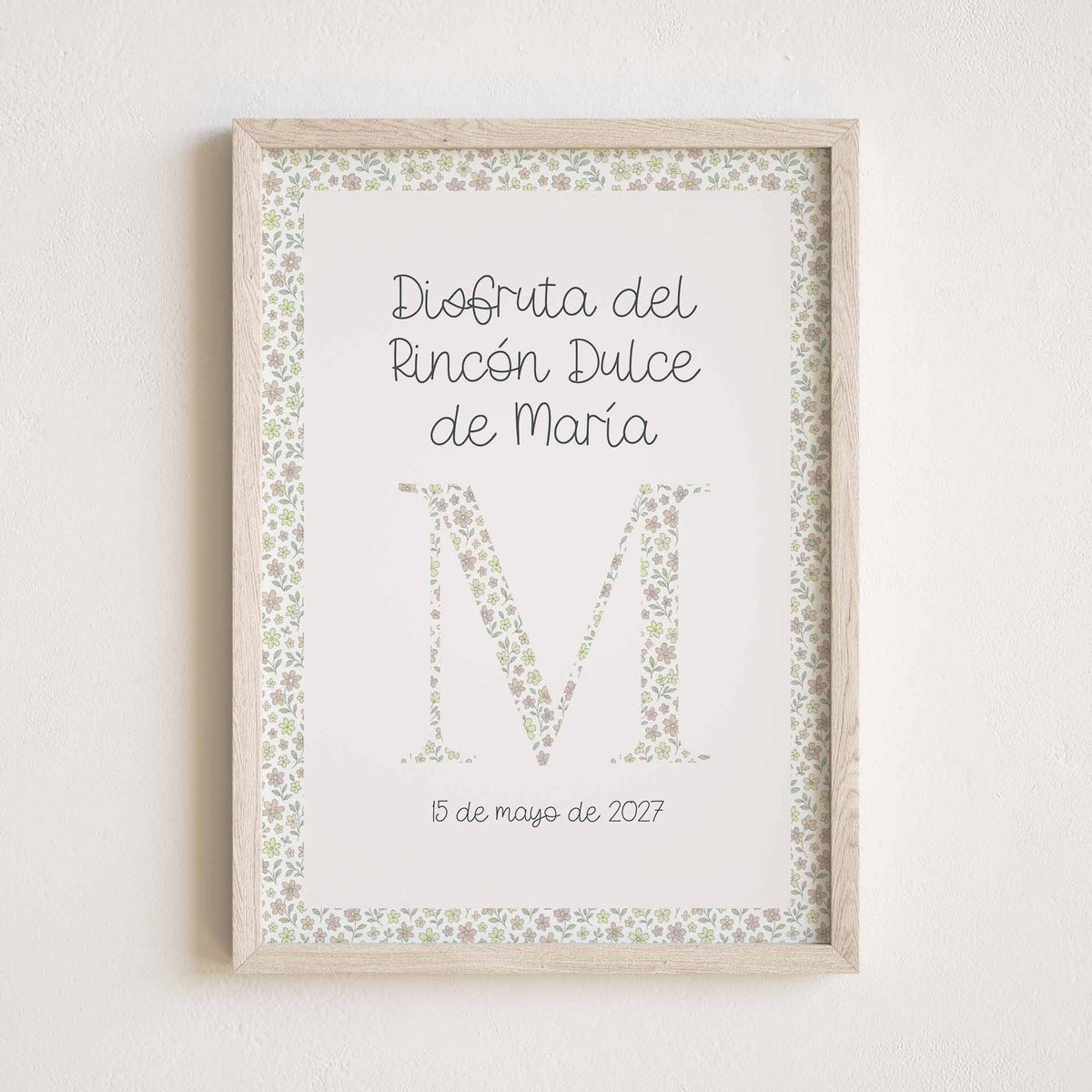 Lámina para Mesa Dulce de Primera Comunión. Diseño Flores Liberty con Inicial de Flores. 