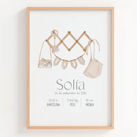 Lámina natalicio personalizada MiCanastilla con ropa de niña, guirnalda baby y datos de nacimiento del bebé