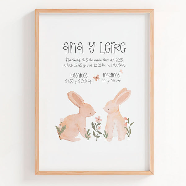 Lámina natalicio personalizada con ilustración de conejitos perfecta para gemelos, gemelas o hermanos. 