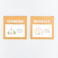 opciones de la caja de lápices de colores como detalles para niños de comunión de la colección iglesia. 