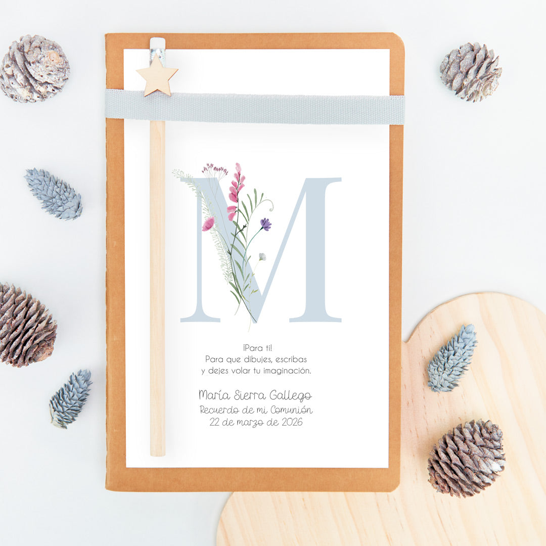 libreta con lápiz para invitados de comunión de la colección inicial. 