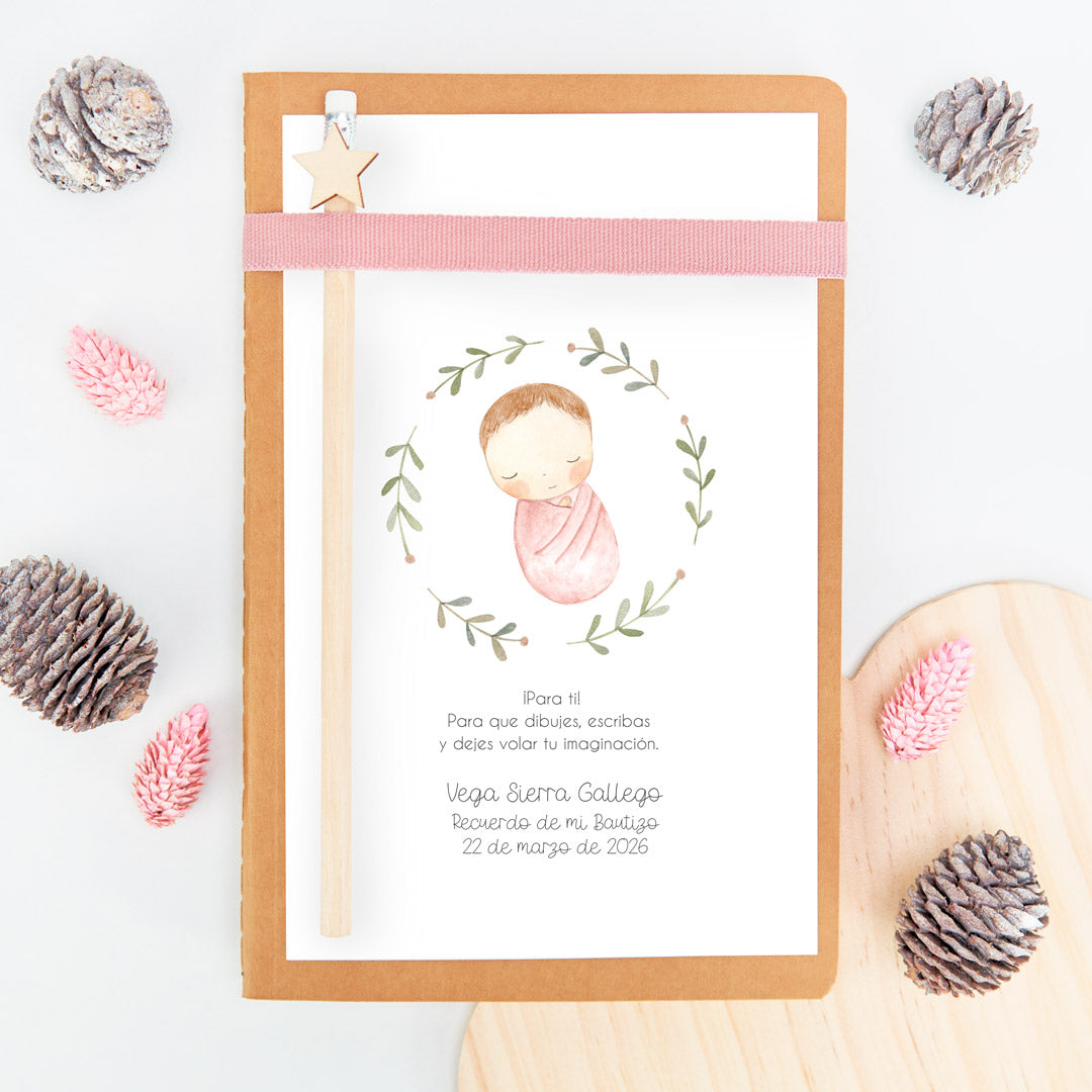 libreta con lápiz para invitados de bautizo de la colección rosquito bebé. 