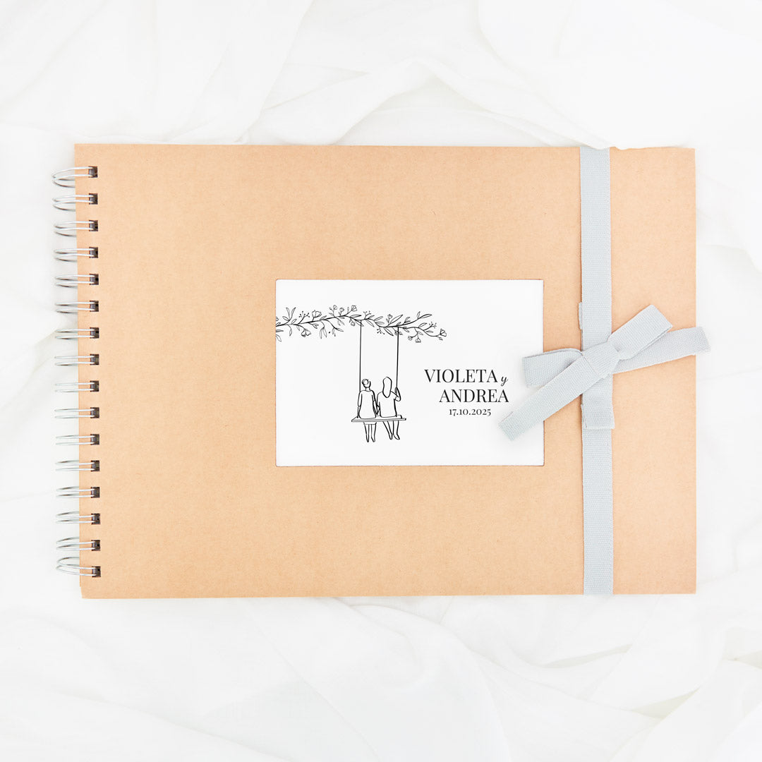 Libro de firmas personalizado para boda con lazo en color azul. 