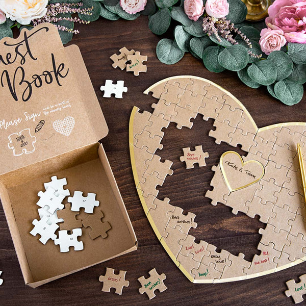 Libro de firmas puzzle en forma de corazón kraft con detalles dorados, 85 piezas.