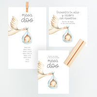 Conjunto Mesero y Seating Plan para Bautizo de la colección Cigüeña en color azul. 