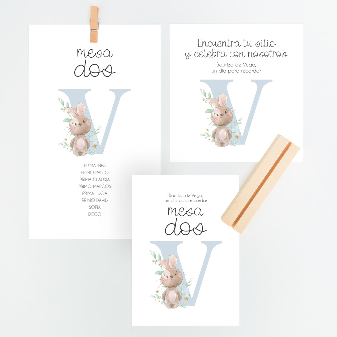 Conjunto Mesero y Seating Plan para Bautizo de la colección Inicial en color azul. 