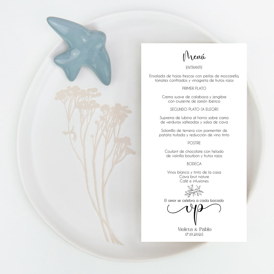 Minuta de boda Eterna con iniciales en tipografía elegante