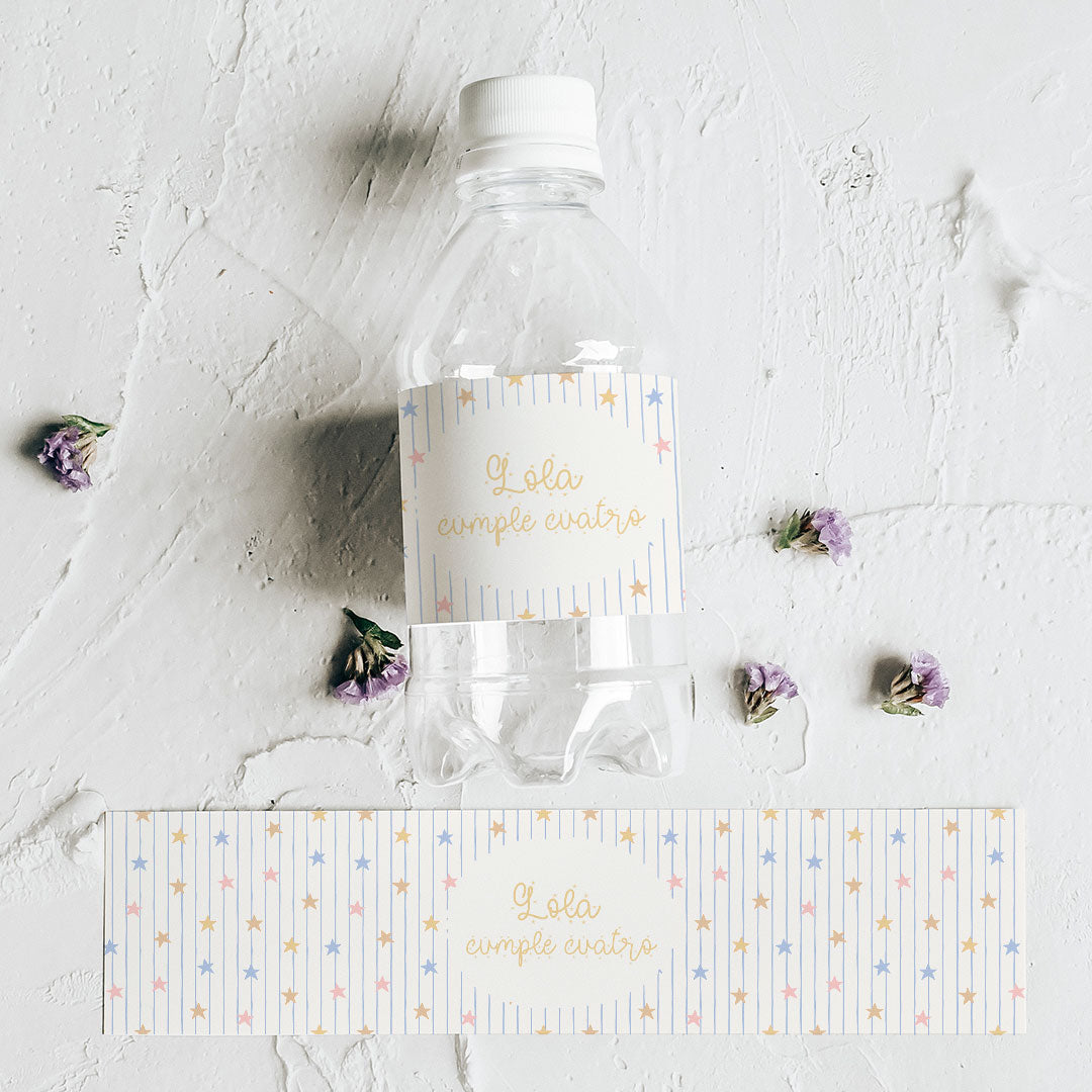 Pack de 10 pegatinas personalizadas para botellas temática nubes y estrellas con nombre y estrellitas pastel para cumpleaños infantil