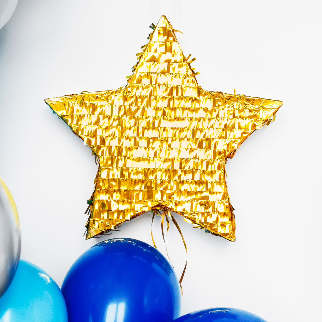 Piñata metálica dorada con forma de estrella para fiesta infantil