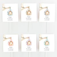 Opciones de color para las piruletas para bautizo de la Colección Cigüeña. 