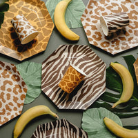 Pack 6 platos de papel safari con estampados de cebra, leopardo y jirafa