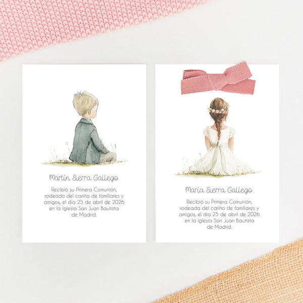 recordatorio para comunión de la colección boho con diseño de niños y niñas vestidos de primera comunión. Lazo disponible en seis colores.