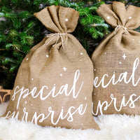Saco de yute con texto Special Surprise y cordel de arpillera