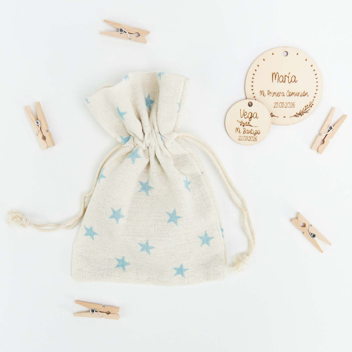 Saquito estampado con estrellas azules. 