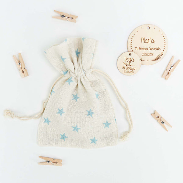 Saquito estampado con estrellas azules. 