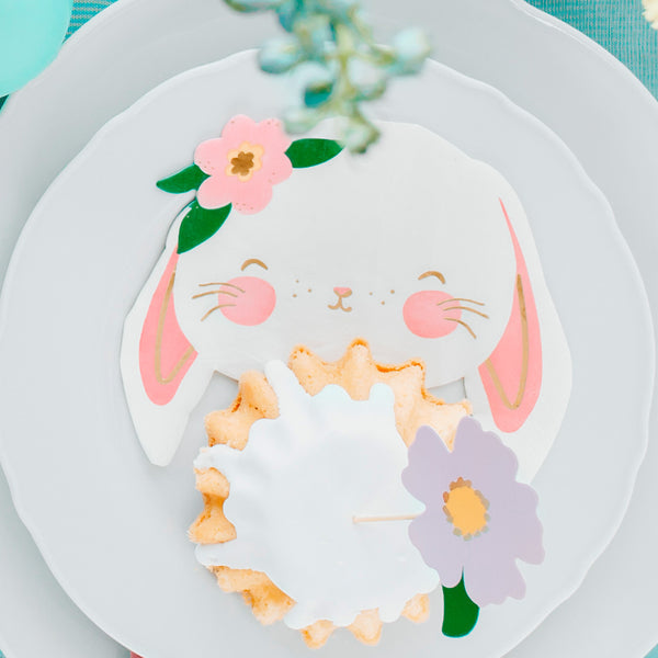 Servilletas de papel con forma de conejo en tonos suaves. Pack de 20 unidades, 29 × 24 cm.