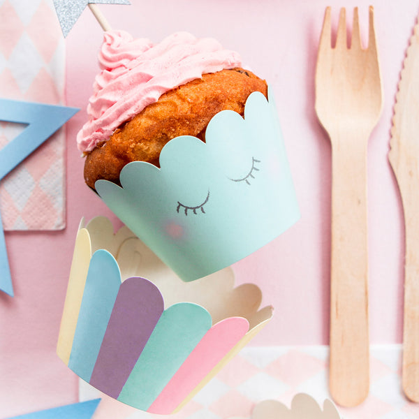 Tarrinas para cupcakes con caritas de unicornio en varios diseños. Pack de 6 unidades, medidas 5 × 7,5 × 5 cm.