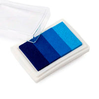 Almohadilla de tinta azul degradada para huellas. Tamaño 7,5 × 5,2 cm.