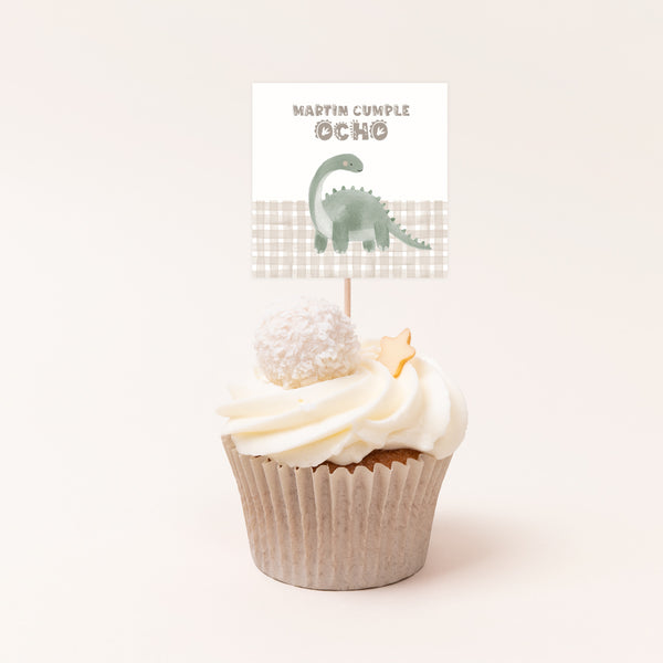 Pack de 12 toppers personalizados temática dinosaurio con estampado vichy beige para cupcakes y mesa dulce de cumpleaños