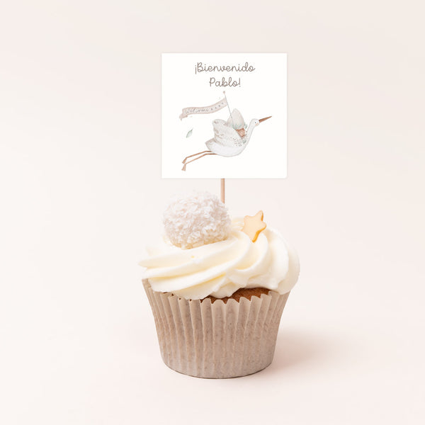Pack de 12 toppers personalizados temática fiesta de nacimiento con cigüeña ilustrada para cupcakes y mesa dulce