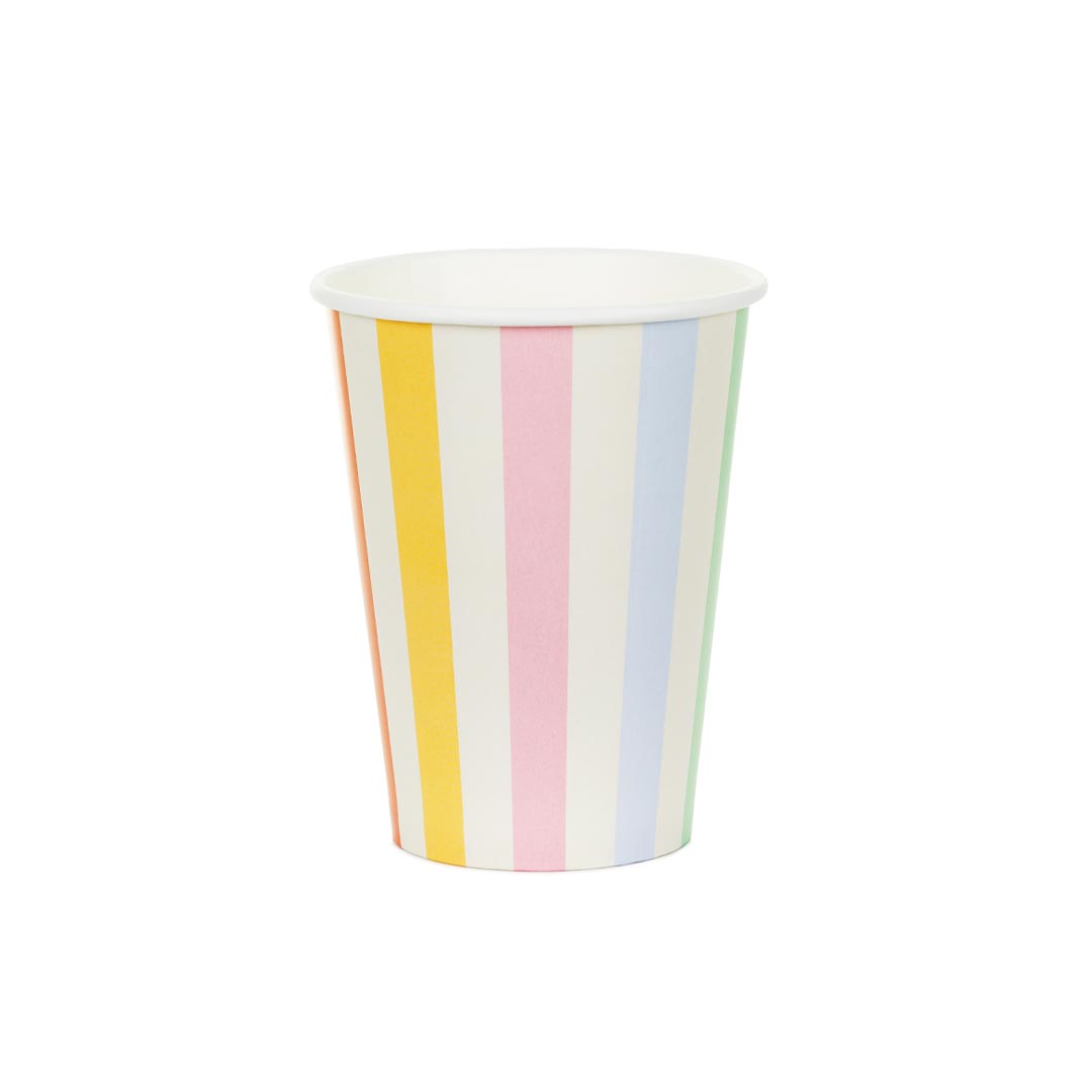 Detalle de las rayas verticales en colores pastel del vaso de papel 400 ml