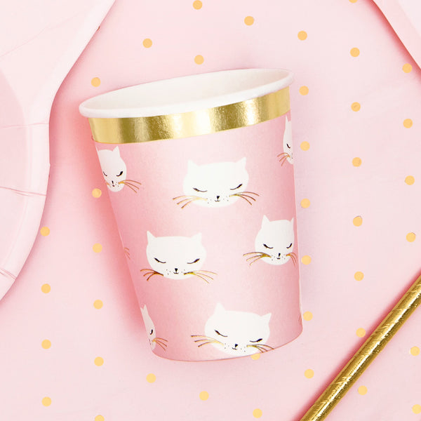 Vasos de papel en color rosa con dibujo de gatitos y detalles dorados. Pack de 6 unidades (200 ml).