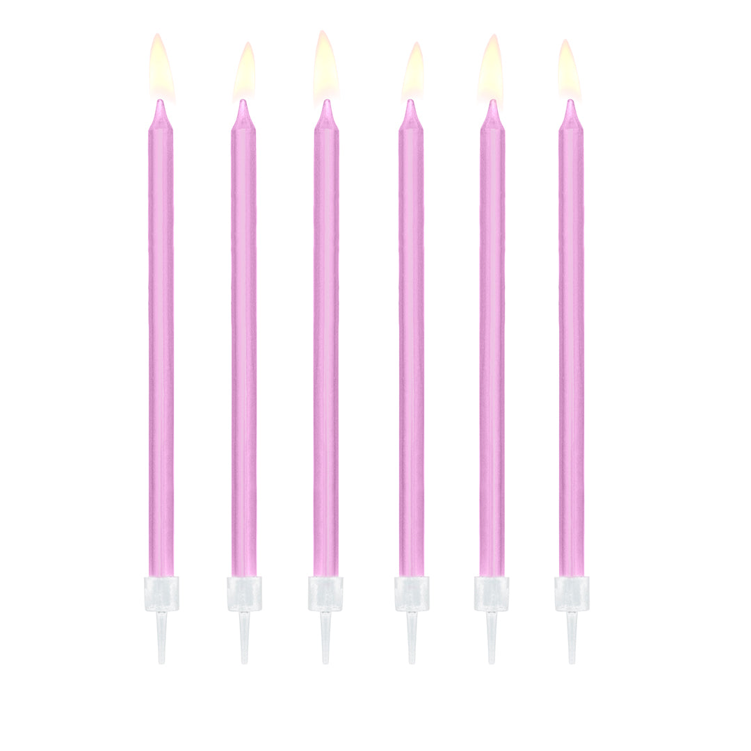 detalle de las velas de cumpleaños lilas de 14 cm